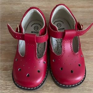 Footmates 4.5 Red T Strap